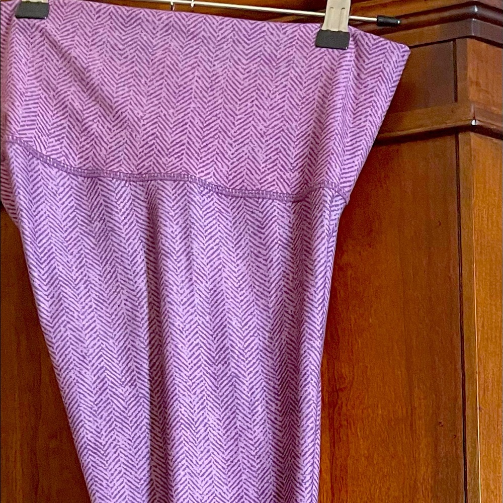 Sol & Mane leggings size S.
